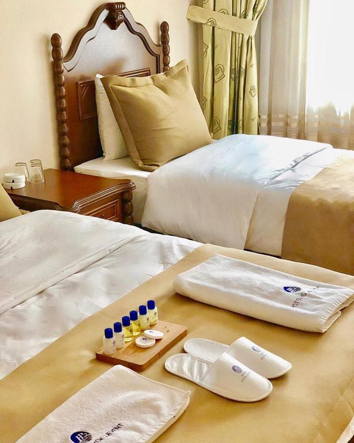 Hotel Bueyuek Levent Provincia di Provincia di Istanbul Esterno foto